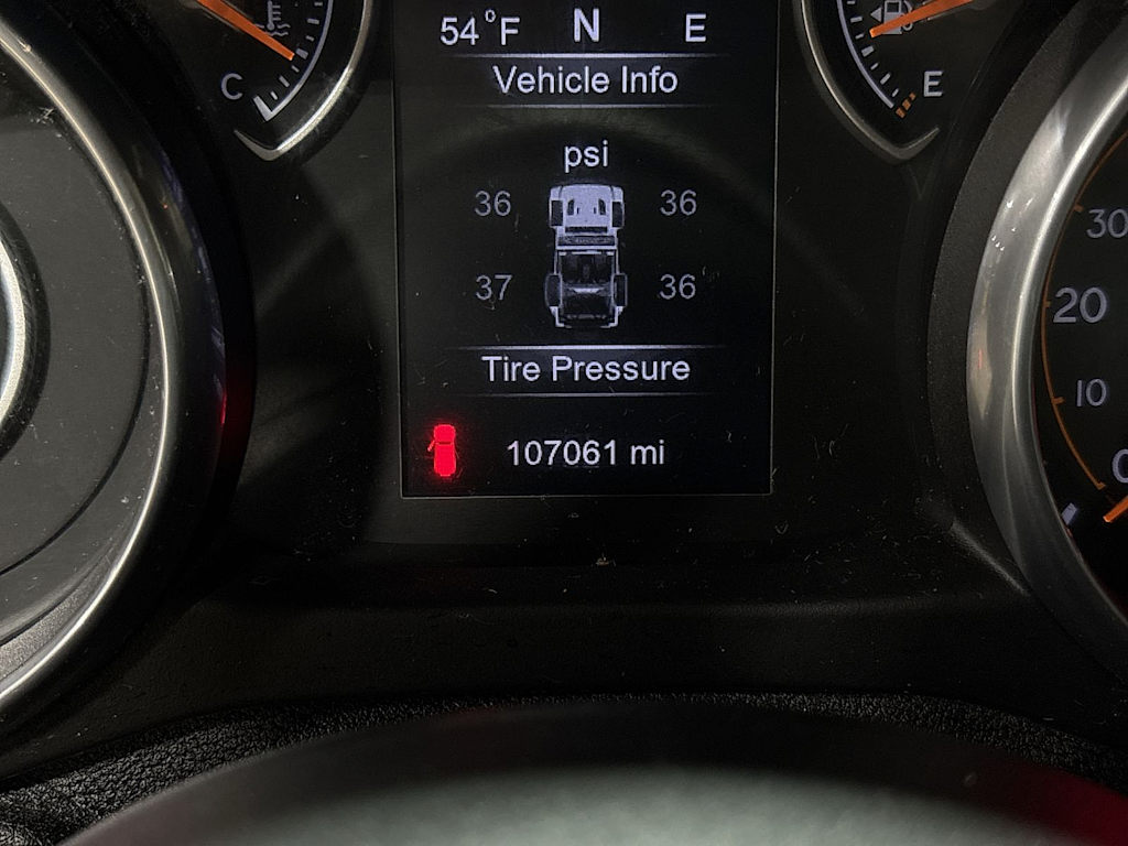 Thumbnail: 2018 Jeep Wrangler - 13