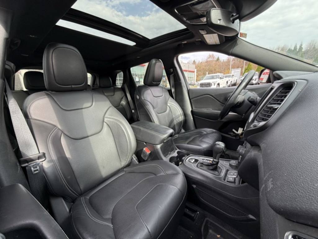 2021 Jeep Cherokee Latitude 8