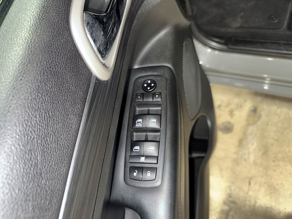 Thumbnail: 2021 Jeep Grand Cherokee - 26