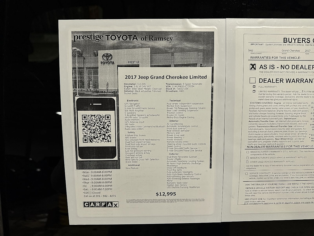 Thumbnail: 2017 Jeep Grand Cherokee - 12