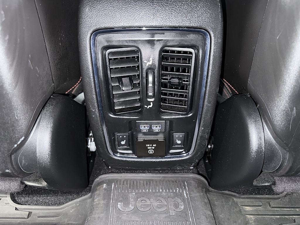 Thumbnail: 2021 Jeep Grand Cherokee - 36