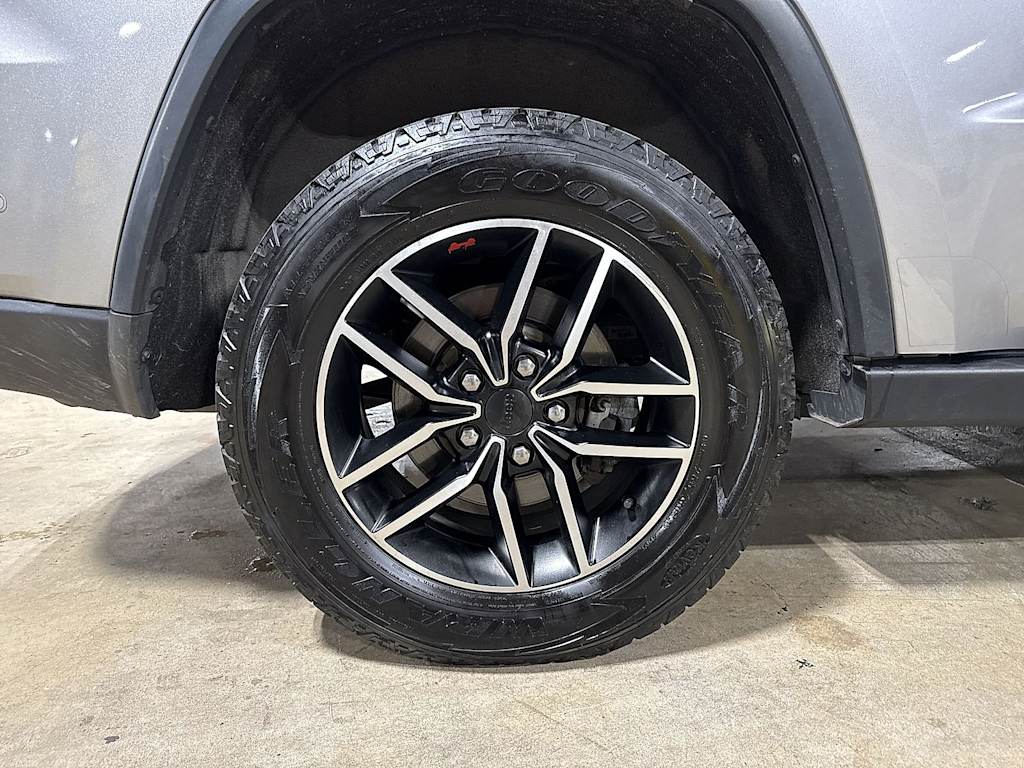 Thumbnail: 2021 Jeep Grand Cherokee - 7