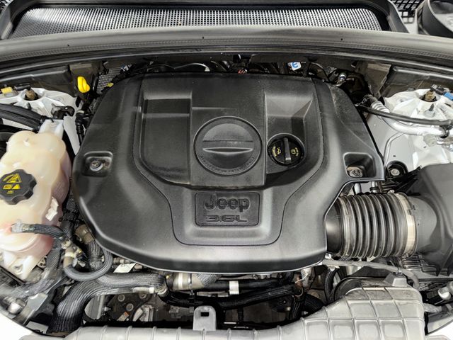 Thumbnail: 2021 Jeep Grand Cherokee L - 8