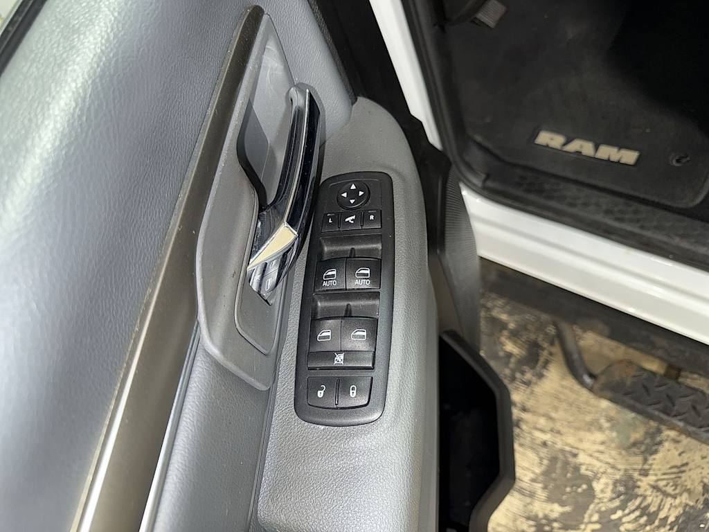 Thumbnail: 2019 RAM 1500 - 25