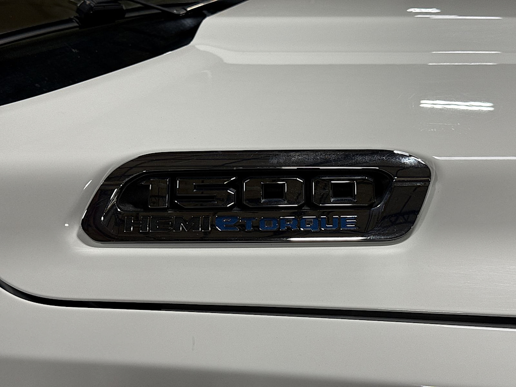Thumbnail: 2021 RAM 1500 - 33