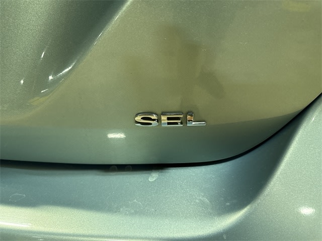 2012 Ford Focus SEL 27