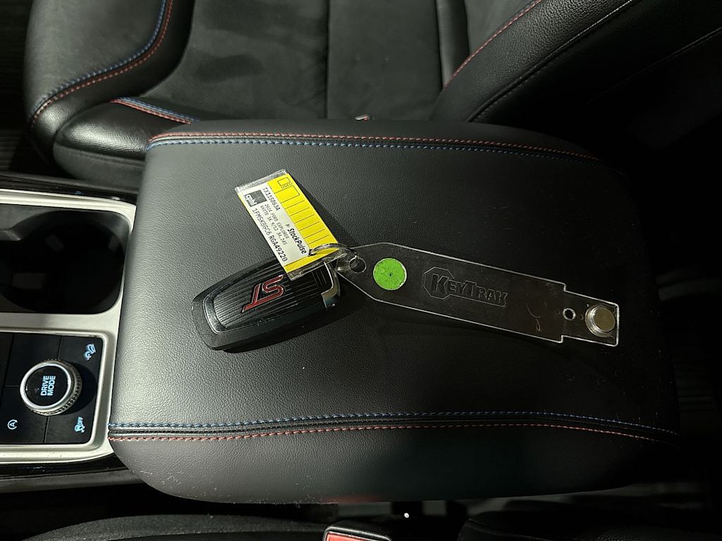 Thumbnail: 2024 Ford Explorer - 17