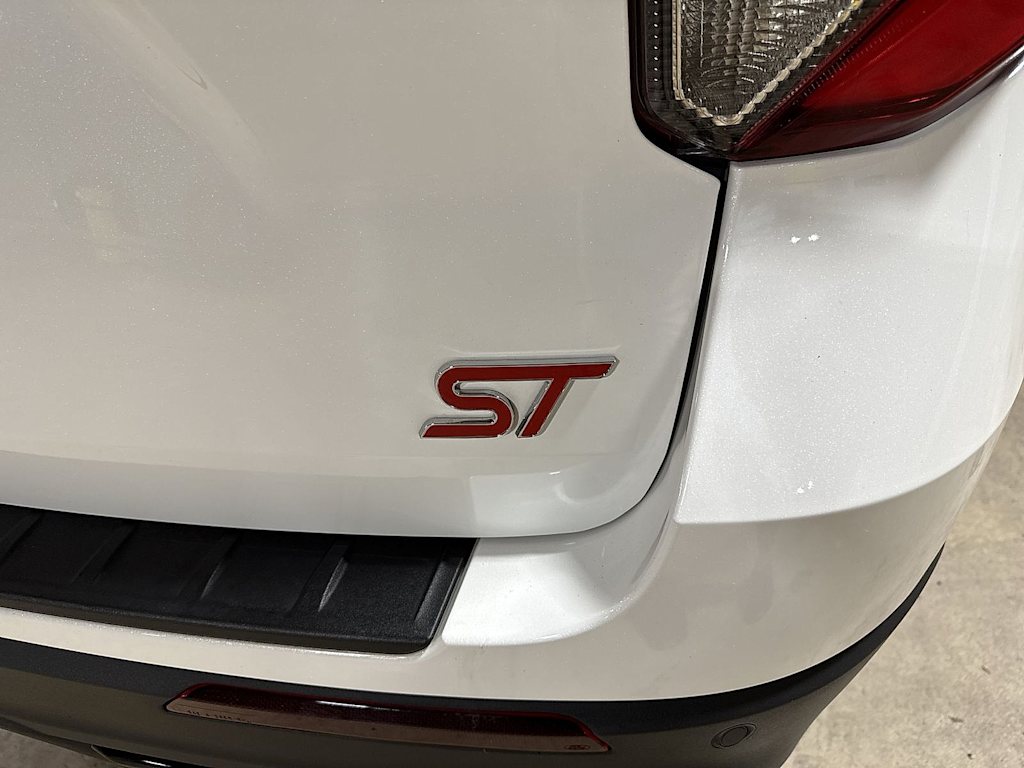 Thumbnail: 2024 Ford Explorer - 7