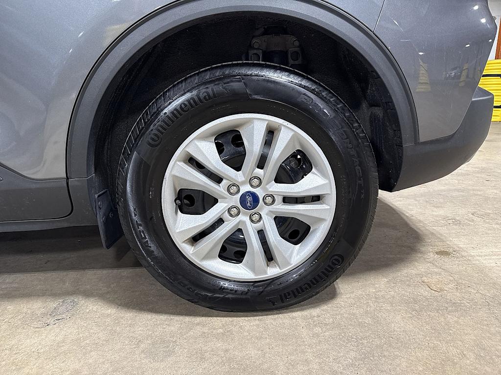 Thumbnail: 2022 Ford Escape - 7