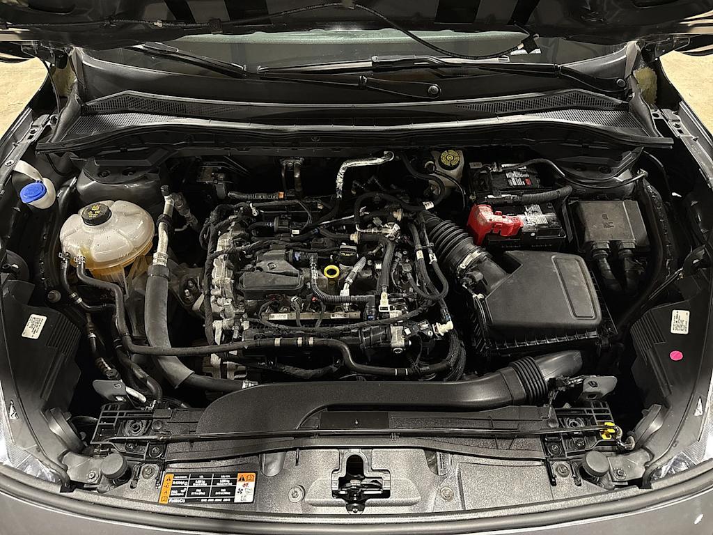 Thumbnail: 2022 Ford Escape - 8