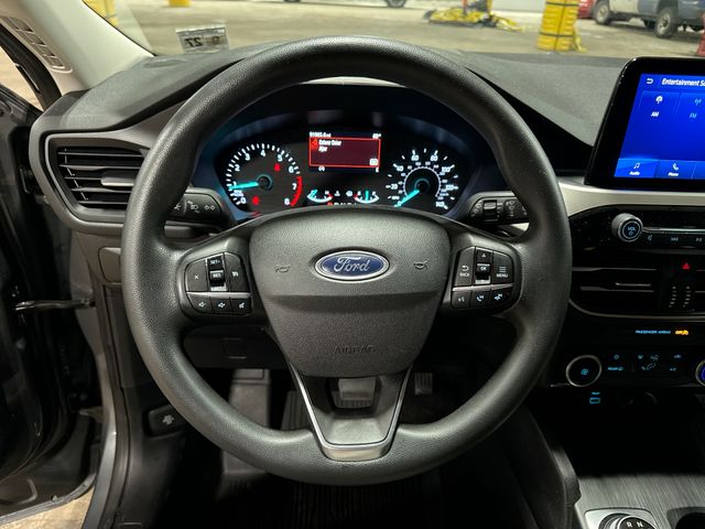 Thumbnail: 2022 Ford Escape - 2