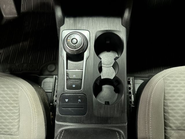 Thumbnail: 2022 Ford Escape - 13
