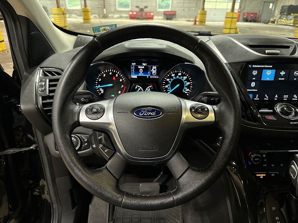Thumbnail: 2016 Ford Escape - 9