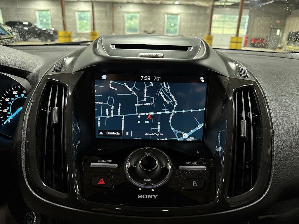 Thumbnail: 2016 Ford Escape - 42