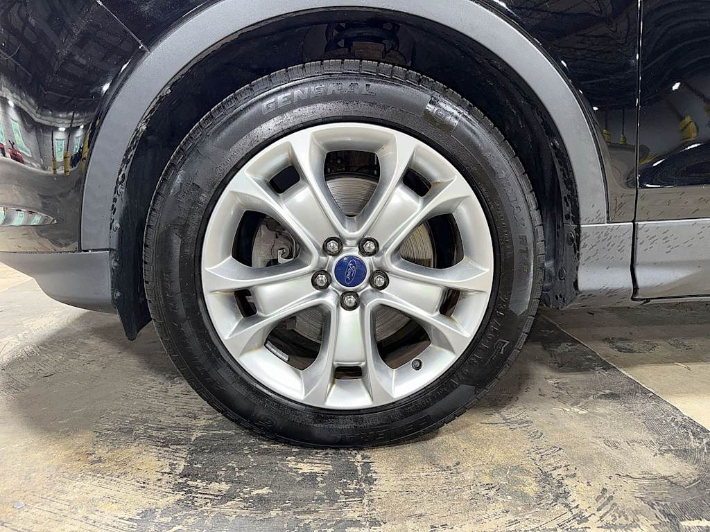 Thumbnail: 2016 Ford Escape - 33