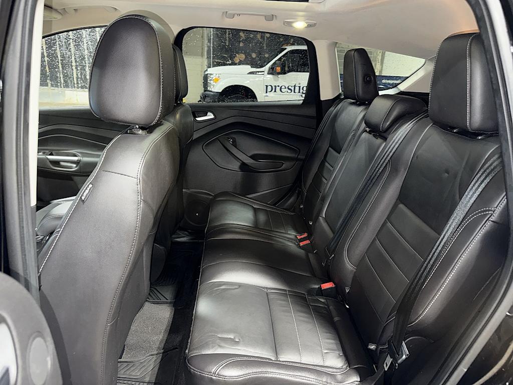 Thumbnail: 2016 Ford Escape - 39