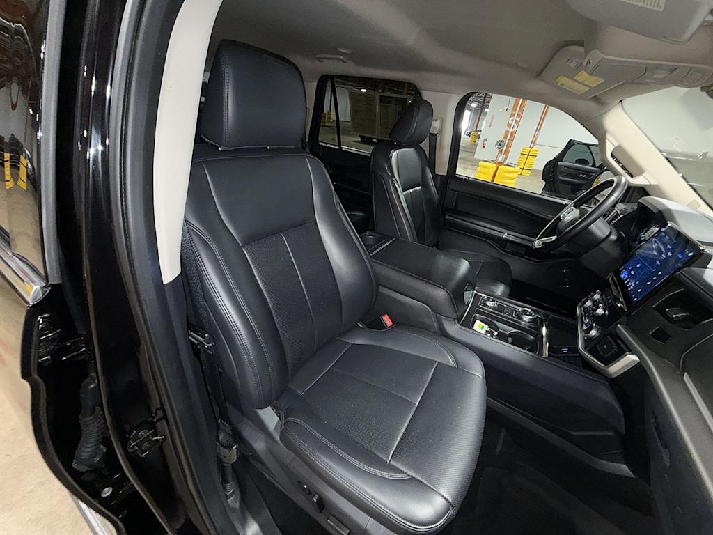 Thumbnail: 2024 Ford Expedition MAX - 10
