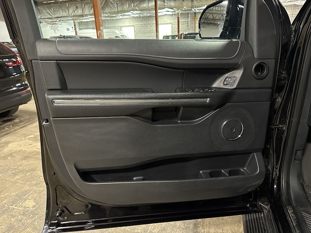 Thumbnail: 2024 Ford Expedition MAX - 34