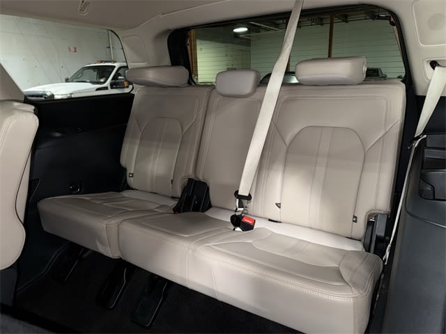 2023 Ford Expedition Limited 23