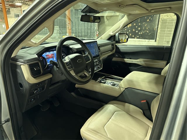 2023 Ford Expedition Limited 9