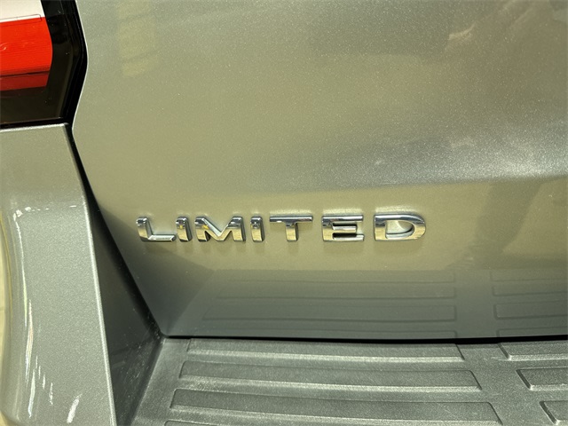 2023 Ford Expedition Limited 6