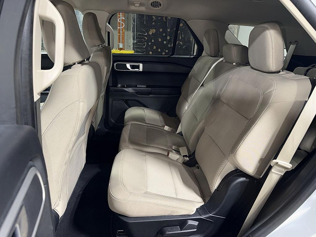 Thumbnail: 2021 Ford Explorer - 12