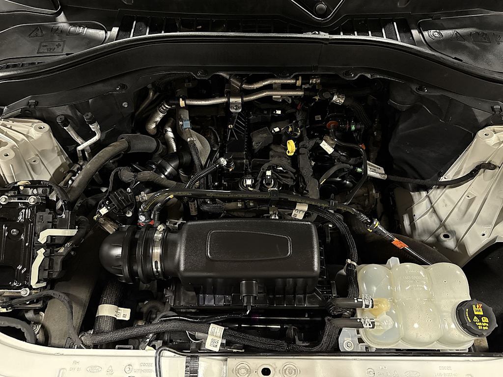 Thumbnail: 2021 Ford Explorer - 8