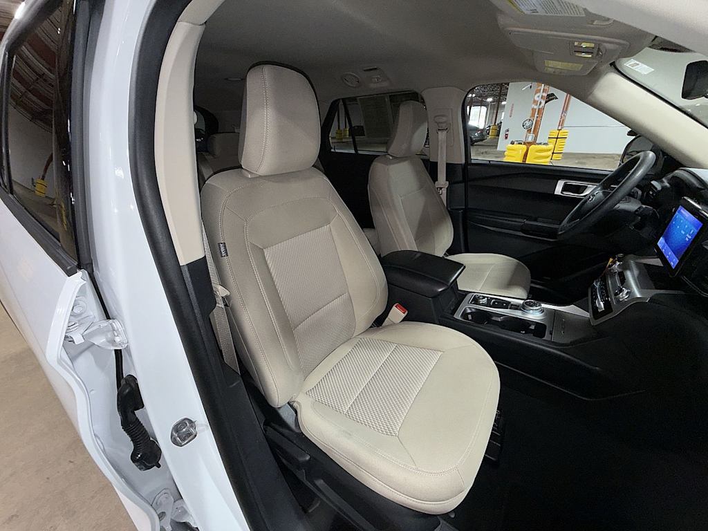 Thumbnail: 2021 Ford Explorer - 11