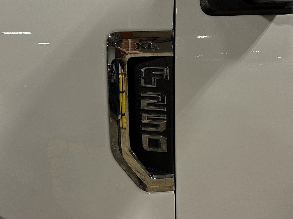 Thumbnail: 2022 Ford F-250 - 6