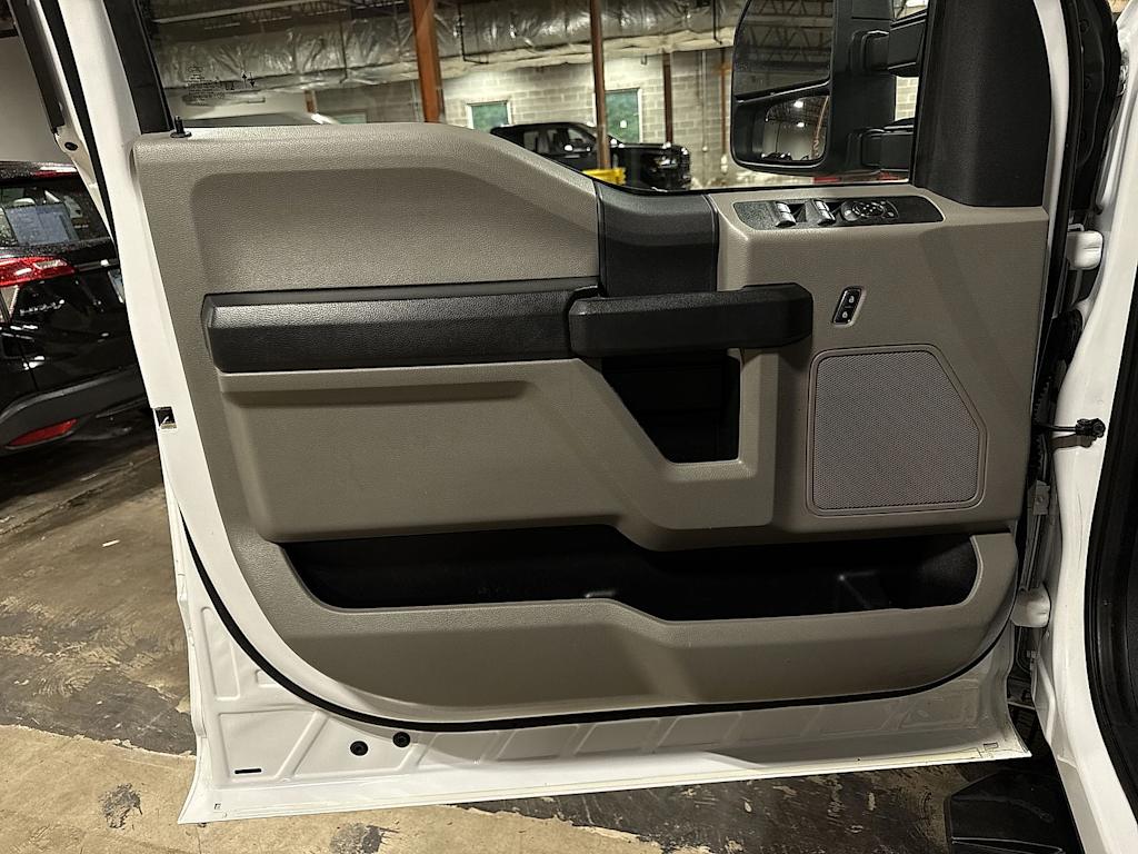 Thumbnail: 2022 Ford F-250 - 29