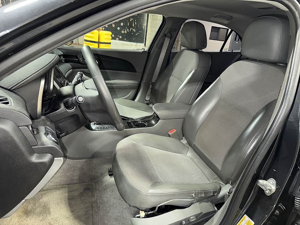 Thumbnail: 2015 Chevrolet Malibu - 7