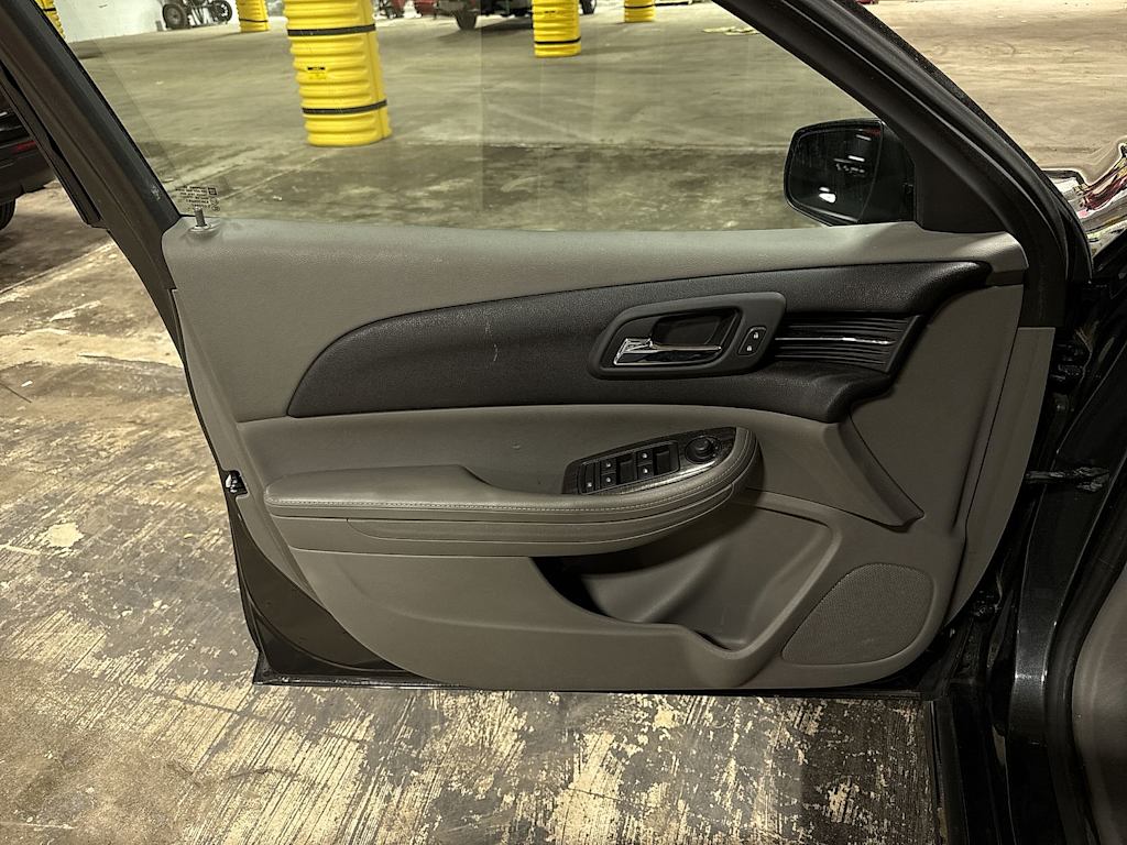 Thumbnail: 2015 Chevrolet Malibu - 28