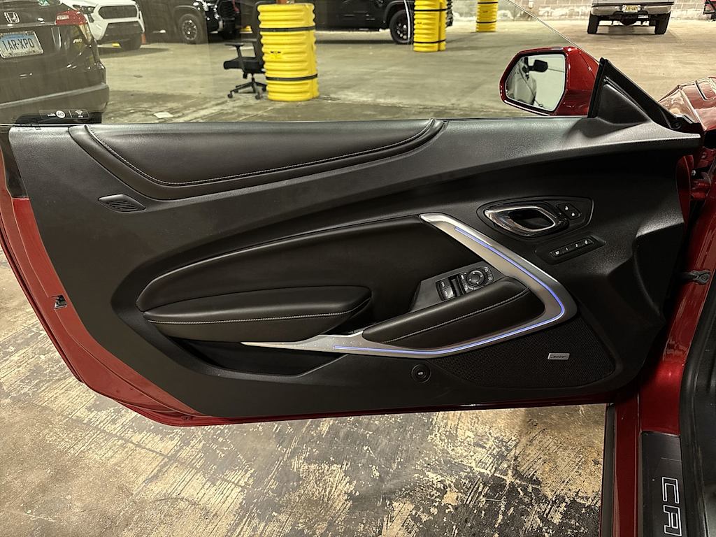 Thumbnail: 2017 Chevrolet Camaro - 27