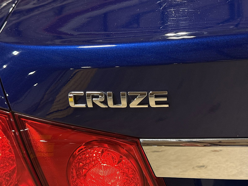 Thumbnail: 2012 Chevrolet Cruze - 5