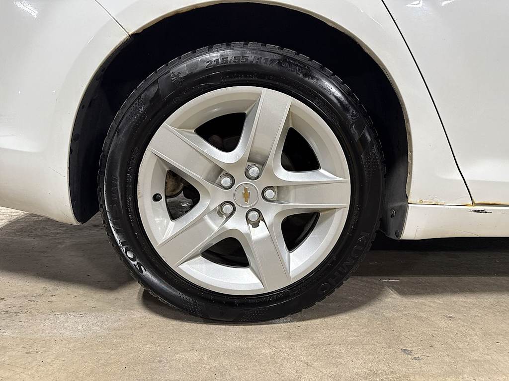 Thumbnail: 2010 Chevrolet Malibu - 6