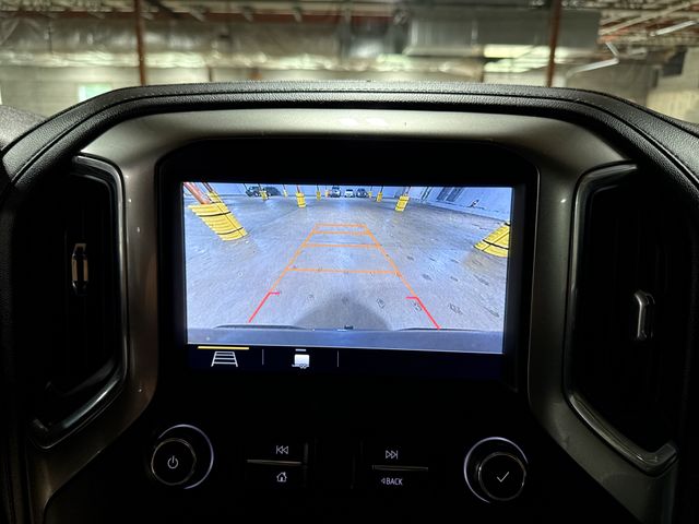 Thumbnail: 2019 Chevrolet Silverado 1500 - 26