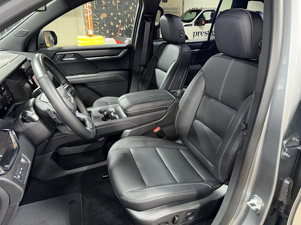 Thumbnail: 2025 GMC Acadia - 9