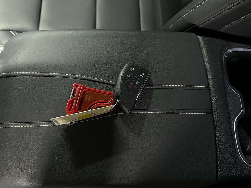 Thumbnail: 2025 GMC Acadia - 15