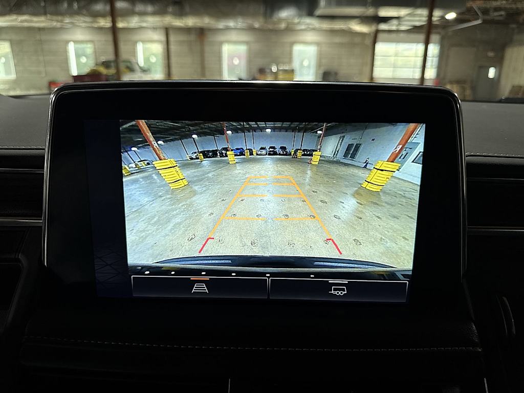 Thumbnail: 2023 GMC Yukon - 28