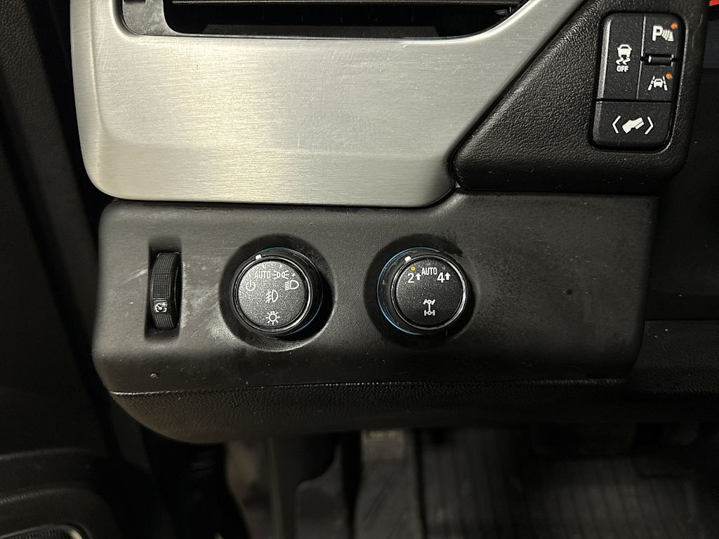 Thumbnail: 2020 GMC Yukon XL - 35