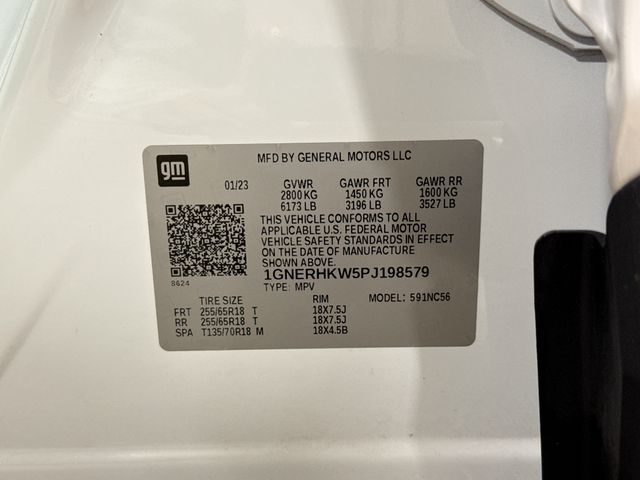 Thumbnail: 2023 Chevrolet Traverse - 17
