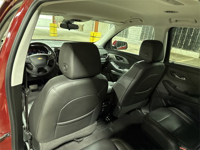 2021 Chevrolet Traverse LT 31