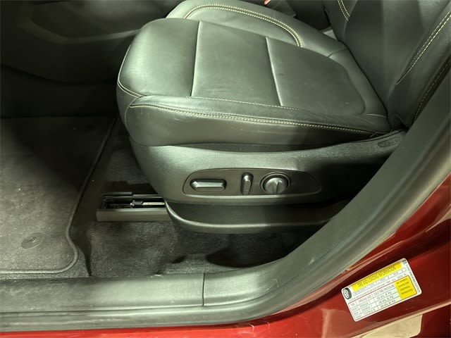2021 Chevrolet Traverse LT 28