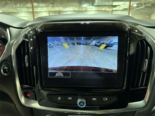 2021 Chevrolet Traverse LT 29