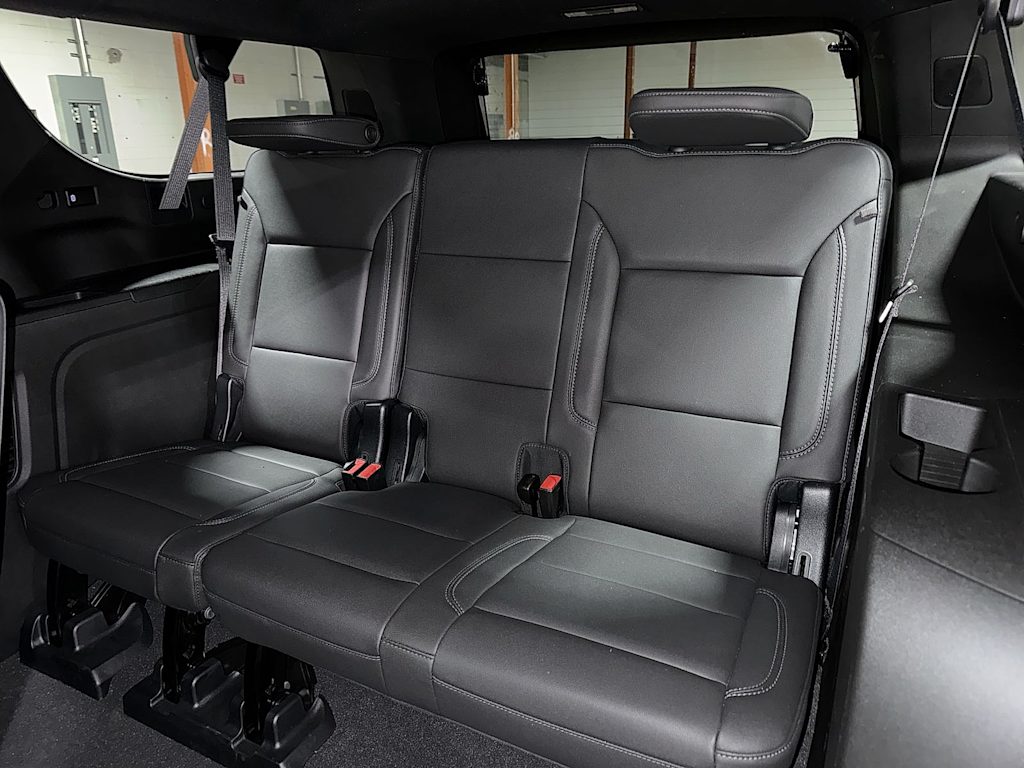 Thumbnail: 2023 Chevrolet Suburban - 23