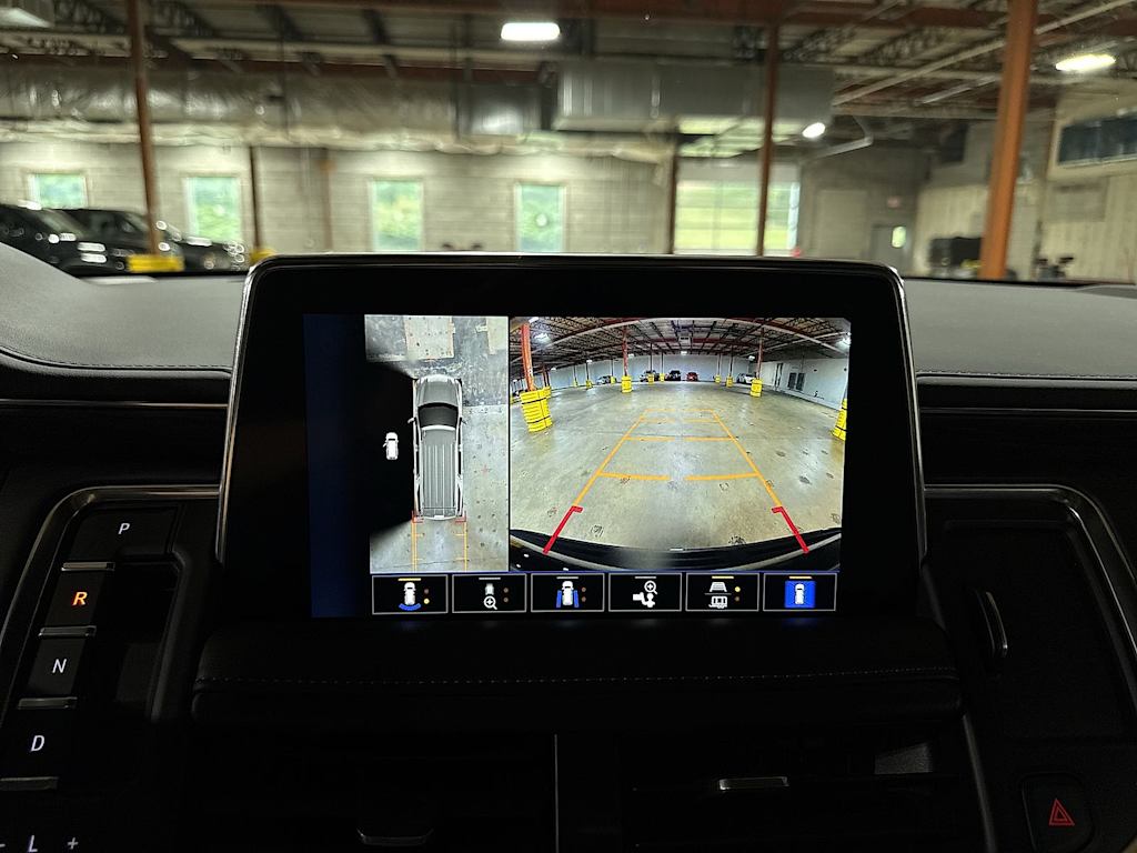 Thumbnail: 2022 Chevrolet Tahoe - 30