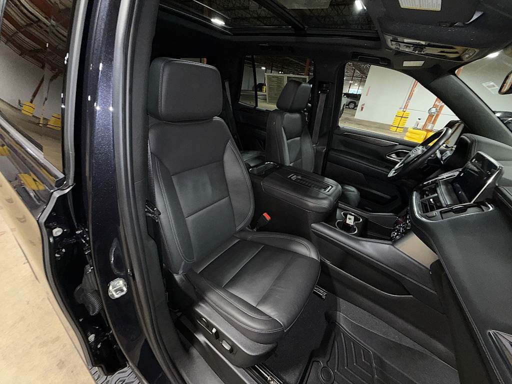 Thumbnail: 2022 Chevrolet Tahoe - 11