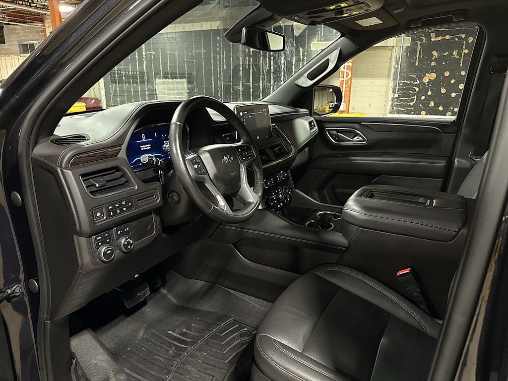 Thumbnail: 2022 Chevrolet Tahoe - 9