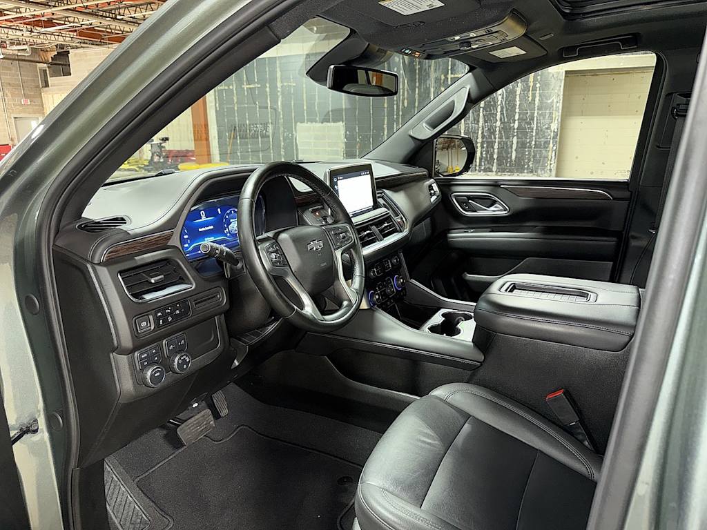Thumbnail: 2023 Chevrolet Tahoe - 9