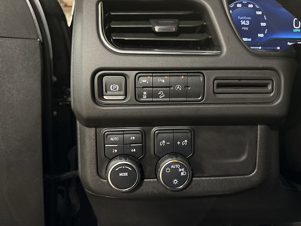 Thumbnail: 2024 Chevrolet Tahoe - 36